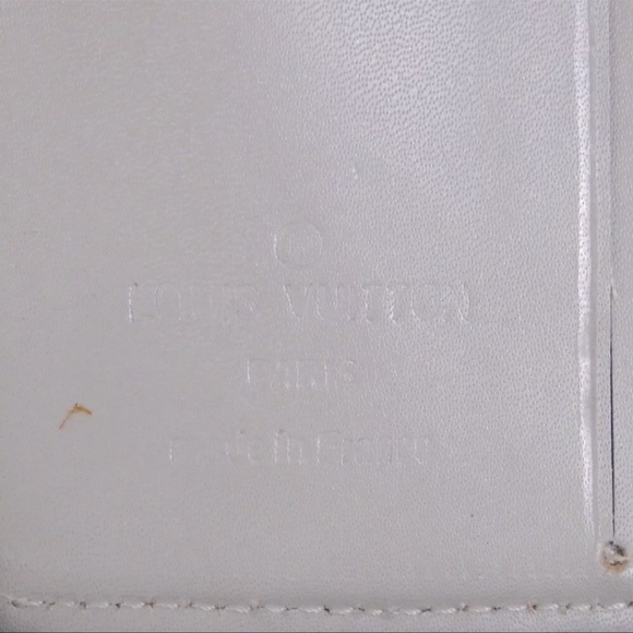 AUTH Louis Vuitton LV Vernis Wallet Card Holder Gold - Picture 10 of 10